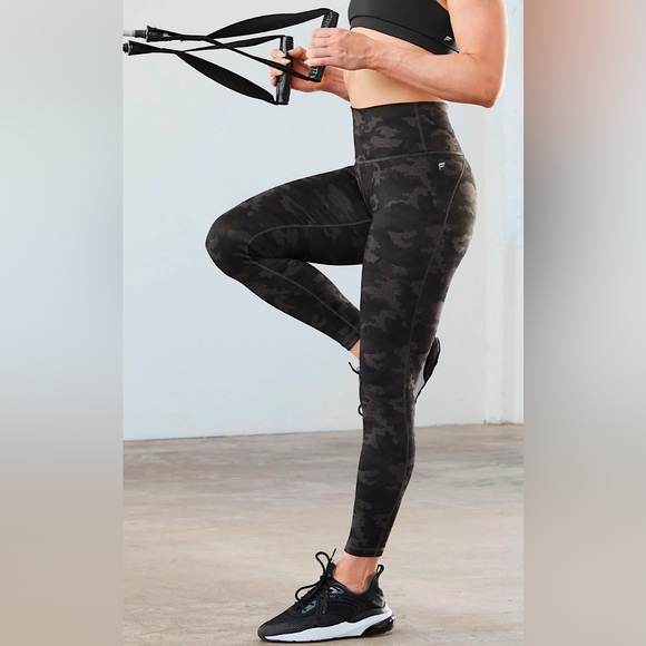 NWT! Fabletics Powerhold Gray & Dk Green Leggings - Picture 9 of 9